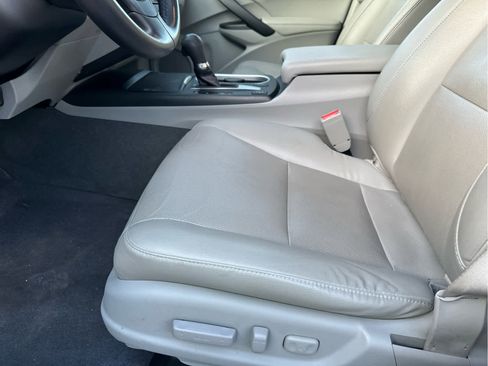 Used 2018 Acura RDX AWD w/ Technology Package image 11