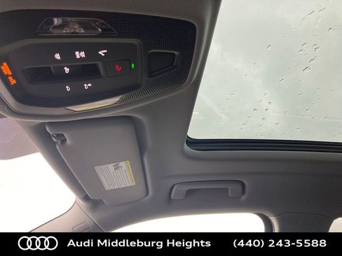 Used 2025 Audi Q5 Premium Plus w/ Premium Plus image 39