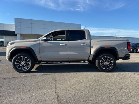 New 2026 GMC Canyon Denali AWD/4WD image 3