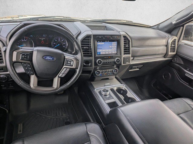 Used 2018 Ford Expedition XLT w/ Equipment Group 202A RWD image 15