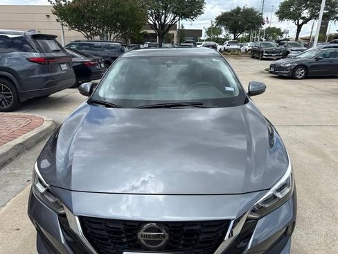 Used 2020 Nissan Sentra SV FWD image 3