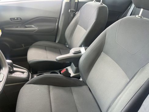 Used 2024 Nissan Kicks S FWD image 8