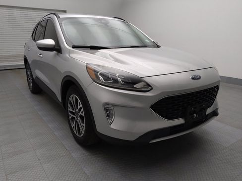 Used 2020 Ford Escape SEL image 13