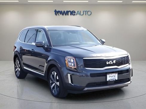 Used 2022 Kia Telluride EX w/ EX Premium Package AWD/4WD image 7