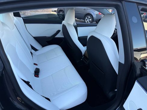 Used 2025 Tesla Model 3 Long Range image 11