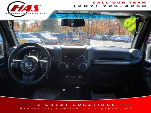 Used 2018 Jeep Wrangler Unlimited Sport S image 15