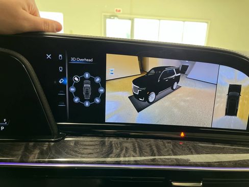 Used 2023 Cadillac Escalade Premium Luxury image 60