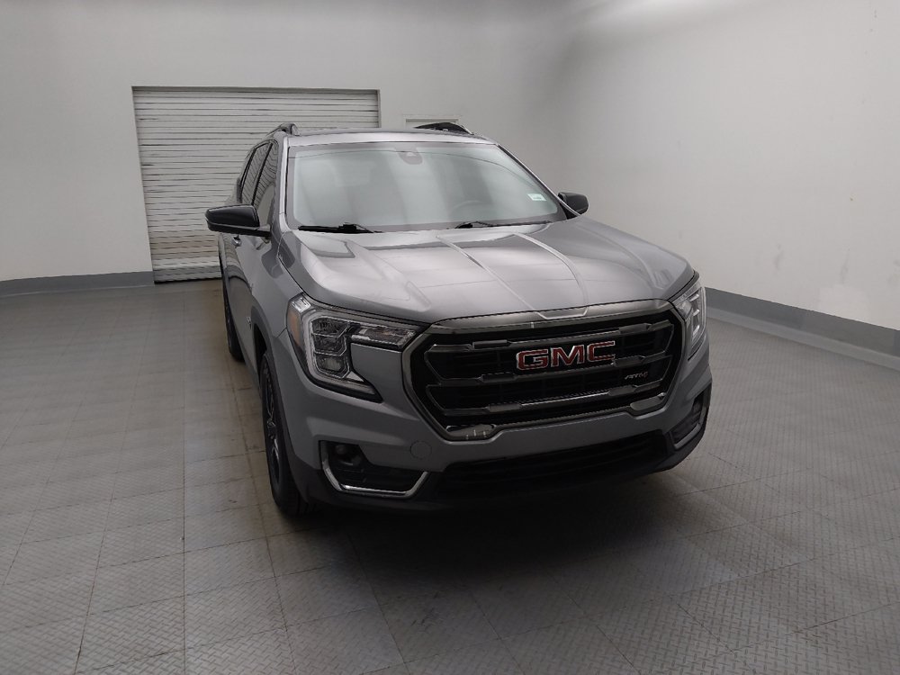 Used 2023 GMC Terrain AT4 AWD/4WD image 14