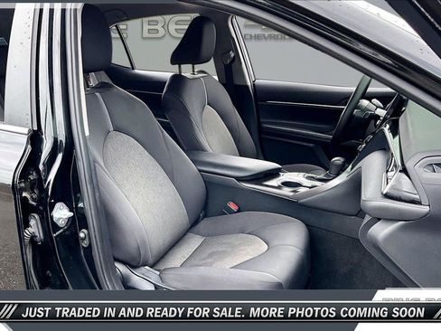 Used 2023 Toyota Camry LE FWD image 6