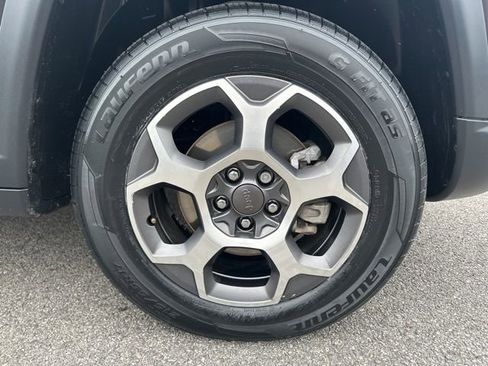 Used 2022 Jeep Compass Trailhawk w/ Trailhawk Convenience Group image 16