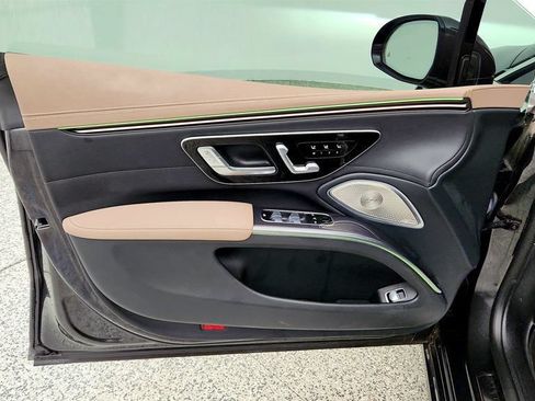 Used 2023 Mercedes-Benz EQS 450+ Sedan image 11
