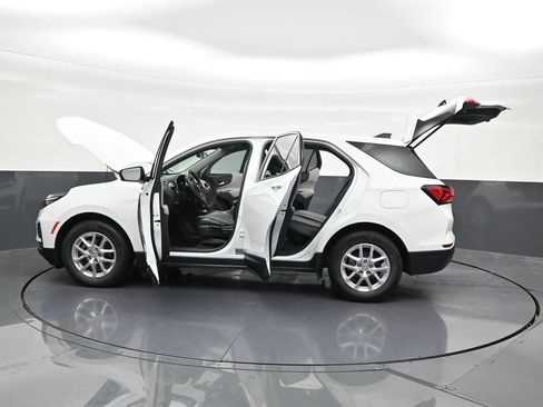 Used 2022 Chevrolet Equinox LS FWD image 33