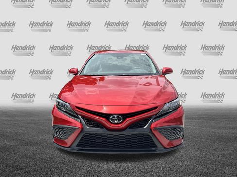 Certified 2023 Toyota Camry SE FWD image 3