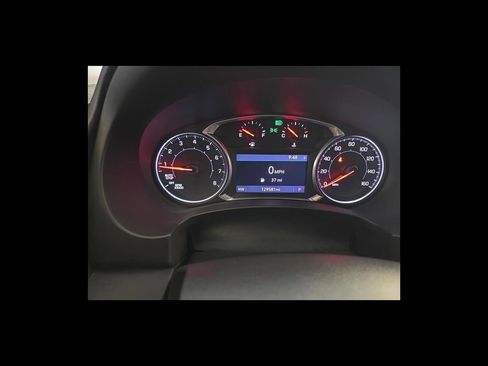 Used 2020 GMC Terrain SLT w/ Preferred Package FWD image 15