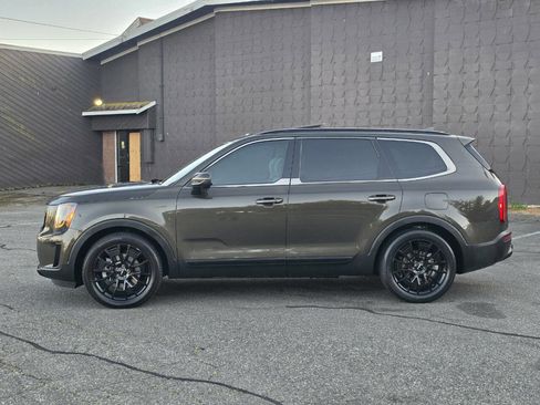 Used 2022 Kia Telluride EX w/ EX Premium Package AWD/4WD image 8