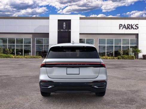 New 2026 Lincoln Nautilus Premier AWD/4WD image 5