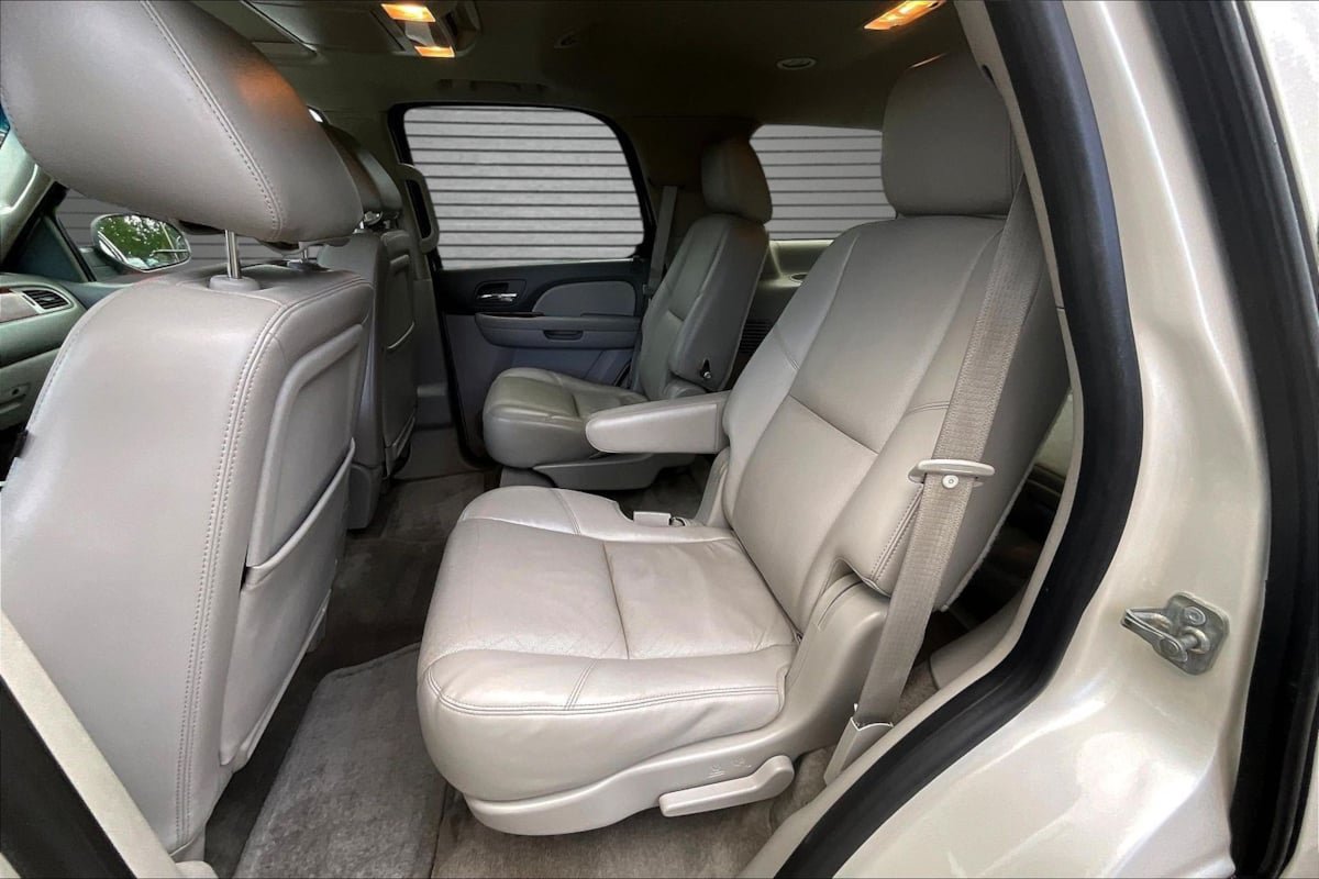 Used 2012 GMC Yukon SLT w/ SLT-2 Equipment Package AWD/4WD image 20
