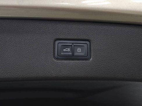 Used 2019 Audi Q7 3.0T Premium Plus w/ Premium Plus Package image 9