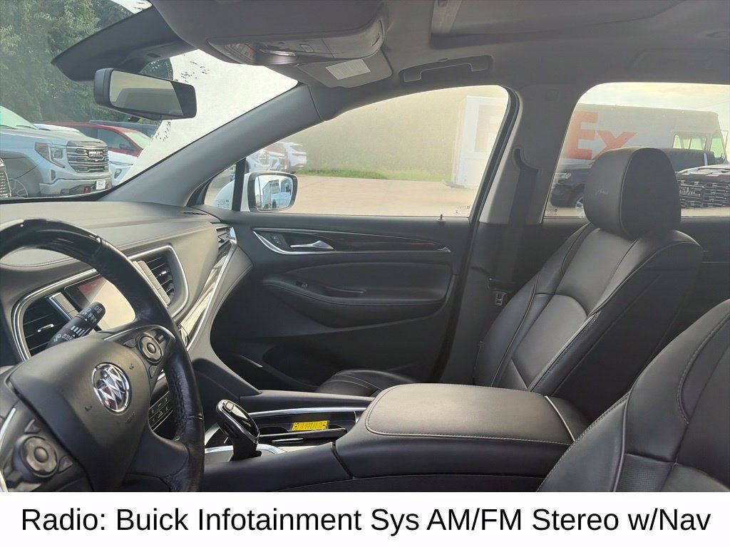 Used 2021 Buick Enclave Avenir w/ Avenir Technology Package AWD/4WD image 17