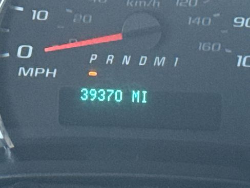 Certified 2022 GMC Savana 2500 w/ Driver Convenience Package image 21