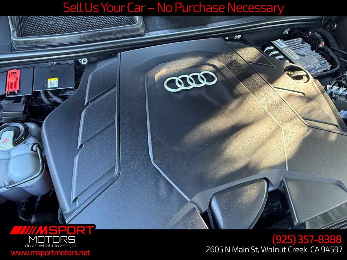Used 2020 Audi Q8 Premium w/ Black Optic Package AWD/4WD image 32