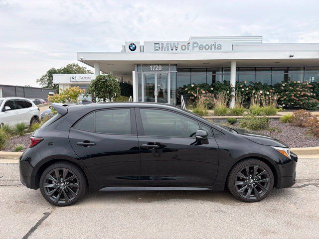 Used 2023 Toyota Corolla XSE FWD image 4