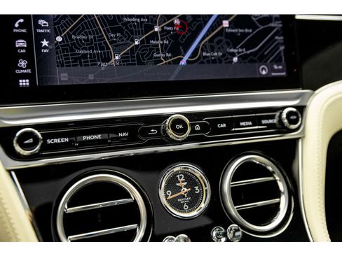 Certified 2022 Bentley Continental GT AWD/4WD image 38