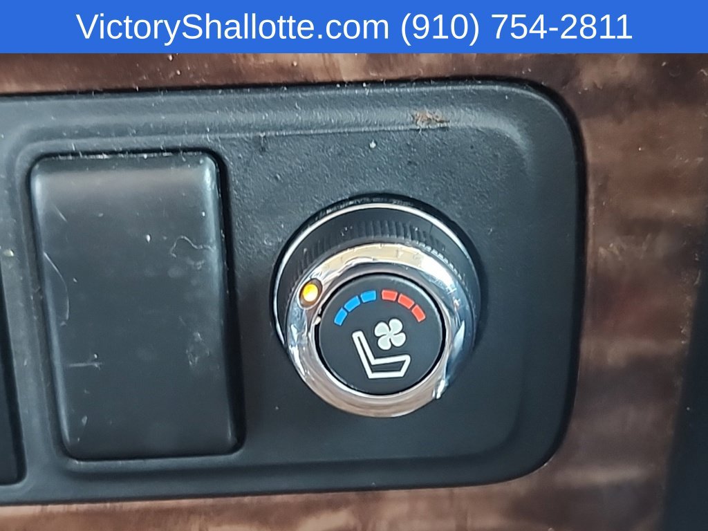 Used 2019 Nissan Armada Platinum AWD/4WD image 14