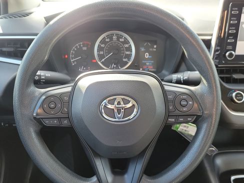 Used 2020 Toyota Corolla LE image 23