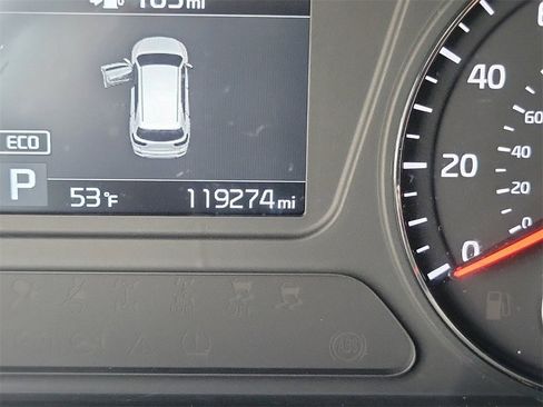 Used 2019 Kia Sorento L image 24