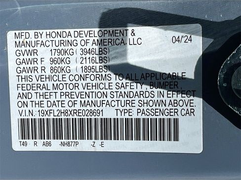 Used 2024 Honda Civic Sport image 29