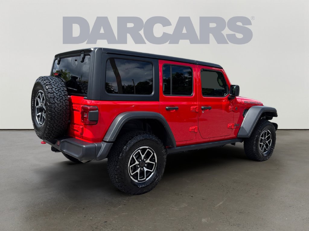 Used 2025 Jeep Wrangler Unlimited Rubicon w/ Convenience Group AWD/4WD image 7