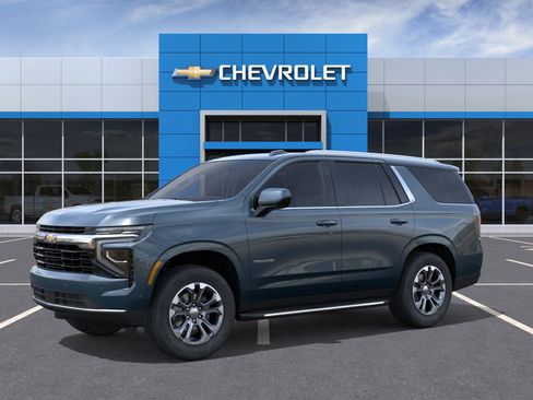 New 2026 Chevrolet Tahoe LS image 2