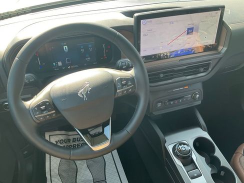 New 2026 Ford Bronco Sport Outer Banks w/ Outer Banks Tech Package+ AWD/4WD image 25