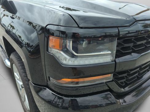 Used 2017 Chevrolet Silverado 1500 Custom w/ Custom Convenience Package image 39