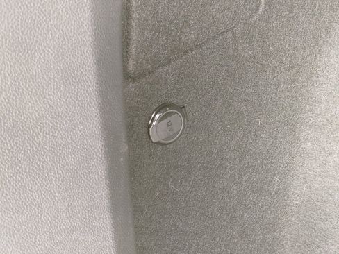 Used 2024 Volkswagen Taos SEL image 29