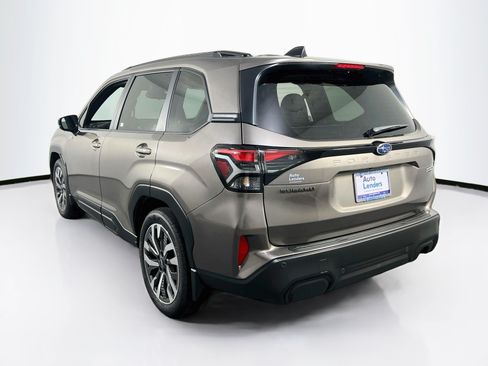 Used 2025 Subaru Forester Touring w/ Protection Package (1PH) AWD/4WD image 7