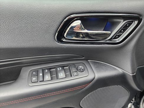 Used 2024 Dodge Durango GT image 43