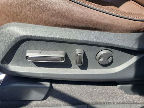 Used 2024 Honda Pilot Elite image 42