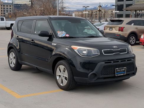 Used 2016 Kia Soul image 7