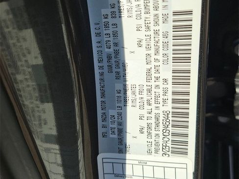 Used 2025 MAZDA MAZDA3 s image 32