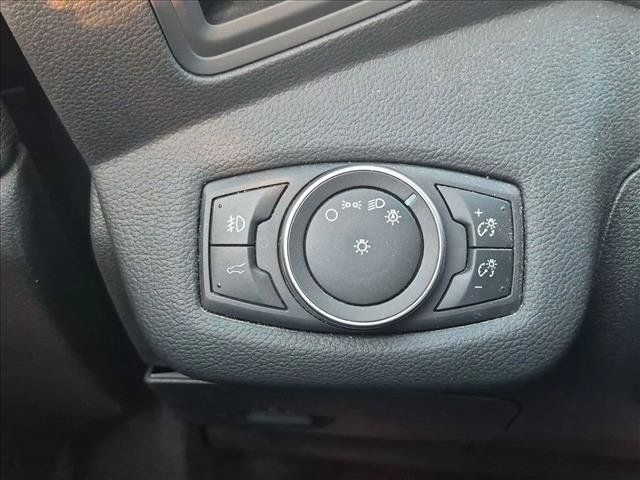 Used 2018 Ford Escape SE w/ SE Sync 3 Package AWD/4WD image 14