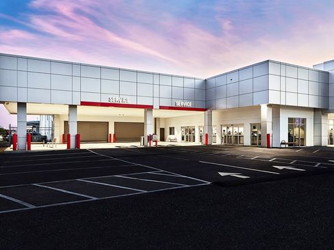 Used 2023 Toyota RAV4 XLE image 15