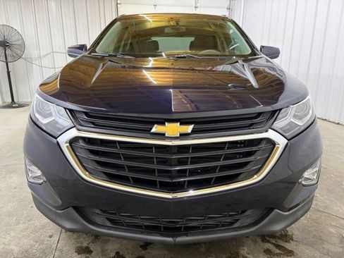 Used 2021 Chevrolet Equinox LT FWD image 2