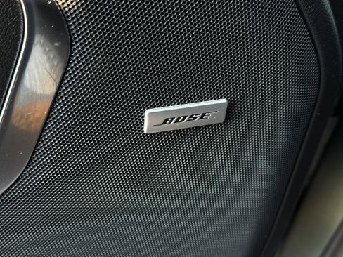 Used 2023 Chevrolet Suburban Premier image 39