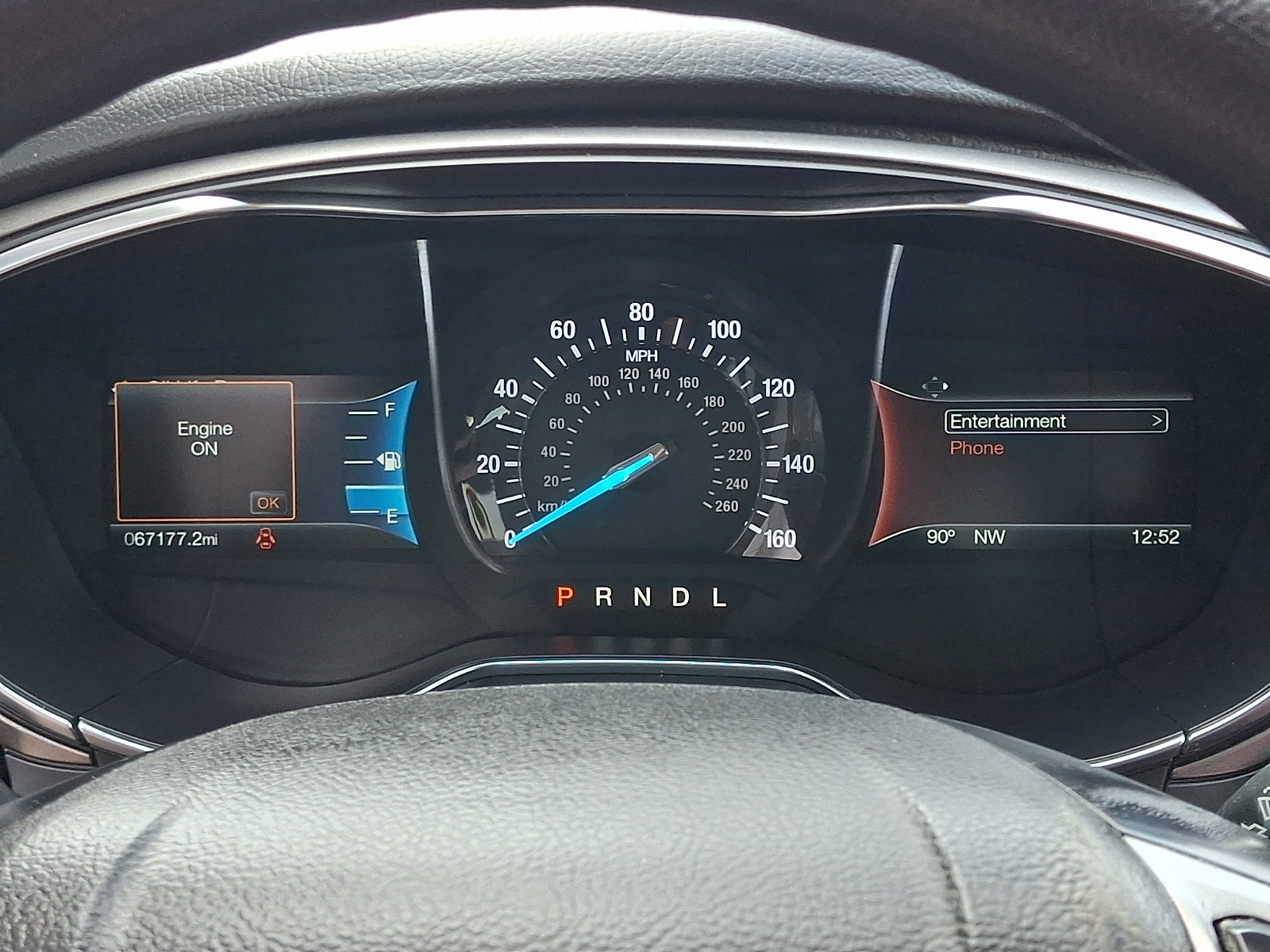 Certified 2017 Ford Fusion SE w/ Fusion SE Technology Package FWD image 21