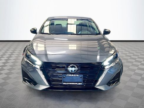 Used 2025 Nissan Altima 2.5 S FWD image 2