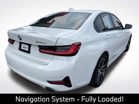 Used 2022 BMW 330e xDrive w/ Driving Assistance Package AWD/4WD image 10