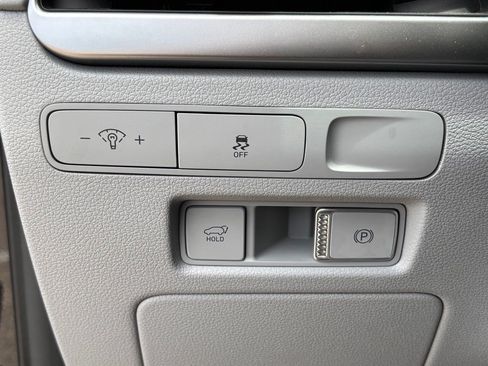 Used 2025 Hyundai Palisade SEL FWD image 23