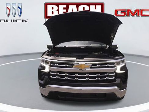 Used 2024 Chevrolet Silverado 1500 LT w/ Protection Package RWD image 9